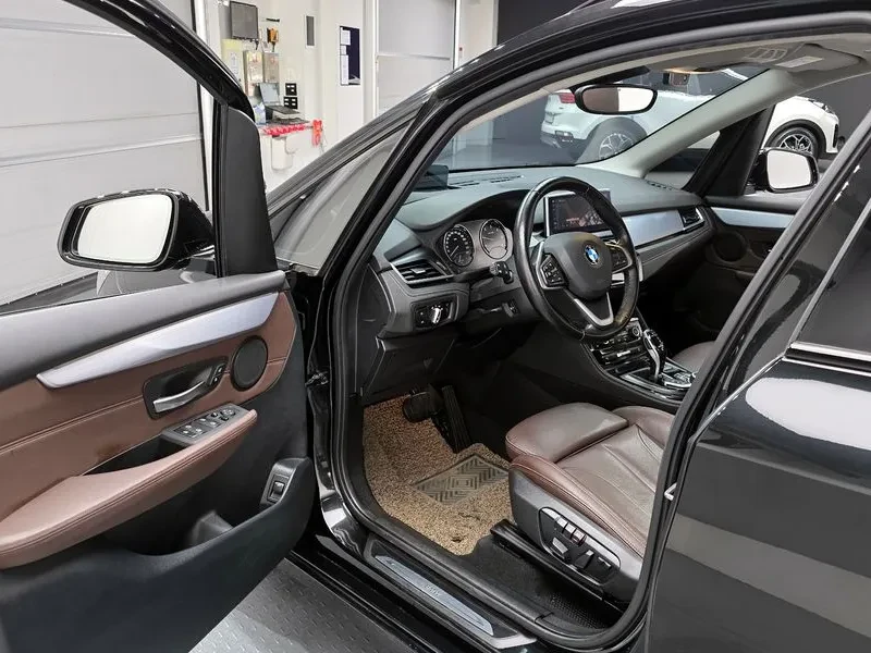 BMW 218 Active Tourer (F45) Sports Final Edition | Mobile.bg � ����������� 10