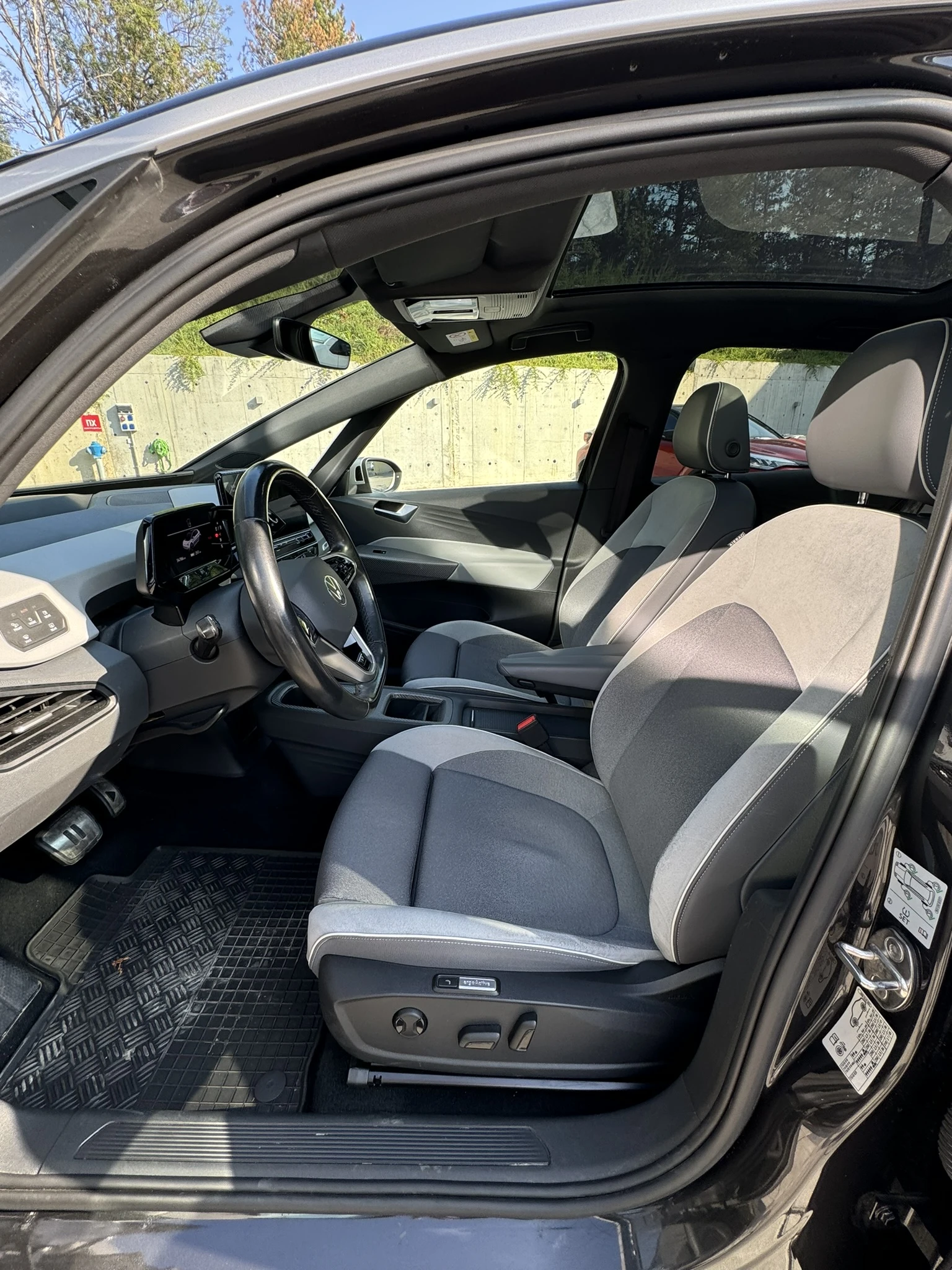 VW ID.3 | Mobile.bg   12