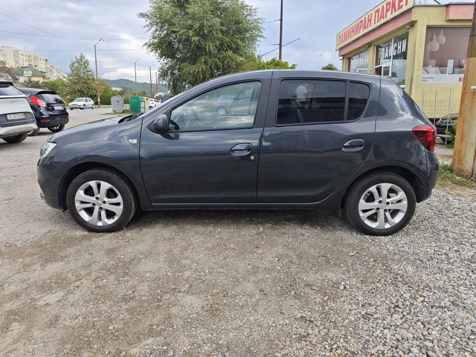 Dacia Sandero PRESTIGE  | Mobile.bg — изображение 13