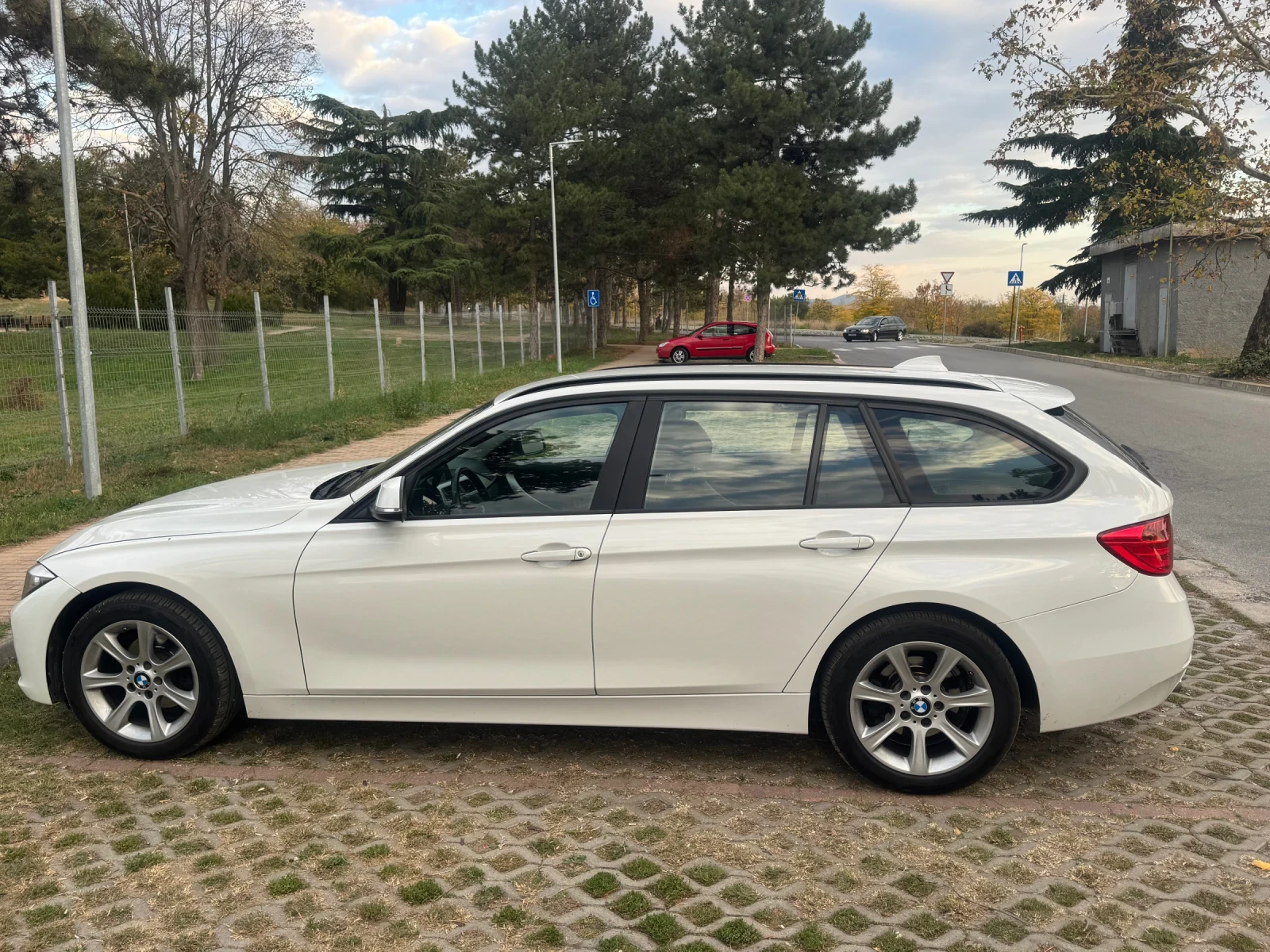 BMW 320 F31 318 - изображение 3