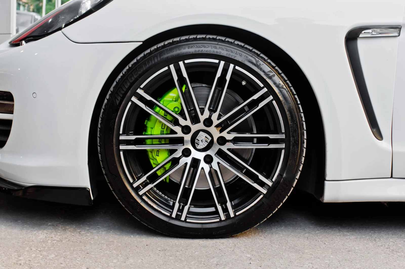 Porsche Panamera 3.0D* GTS Paket* Distronic* KeylessGo - изображение 9