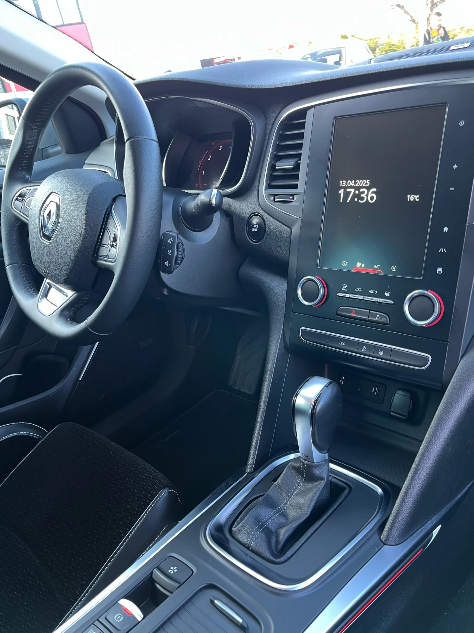 Renault Megane GT Line - изображение 10