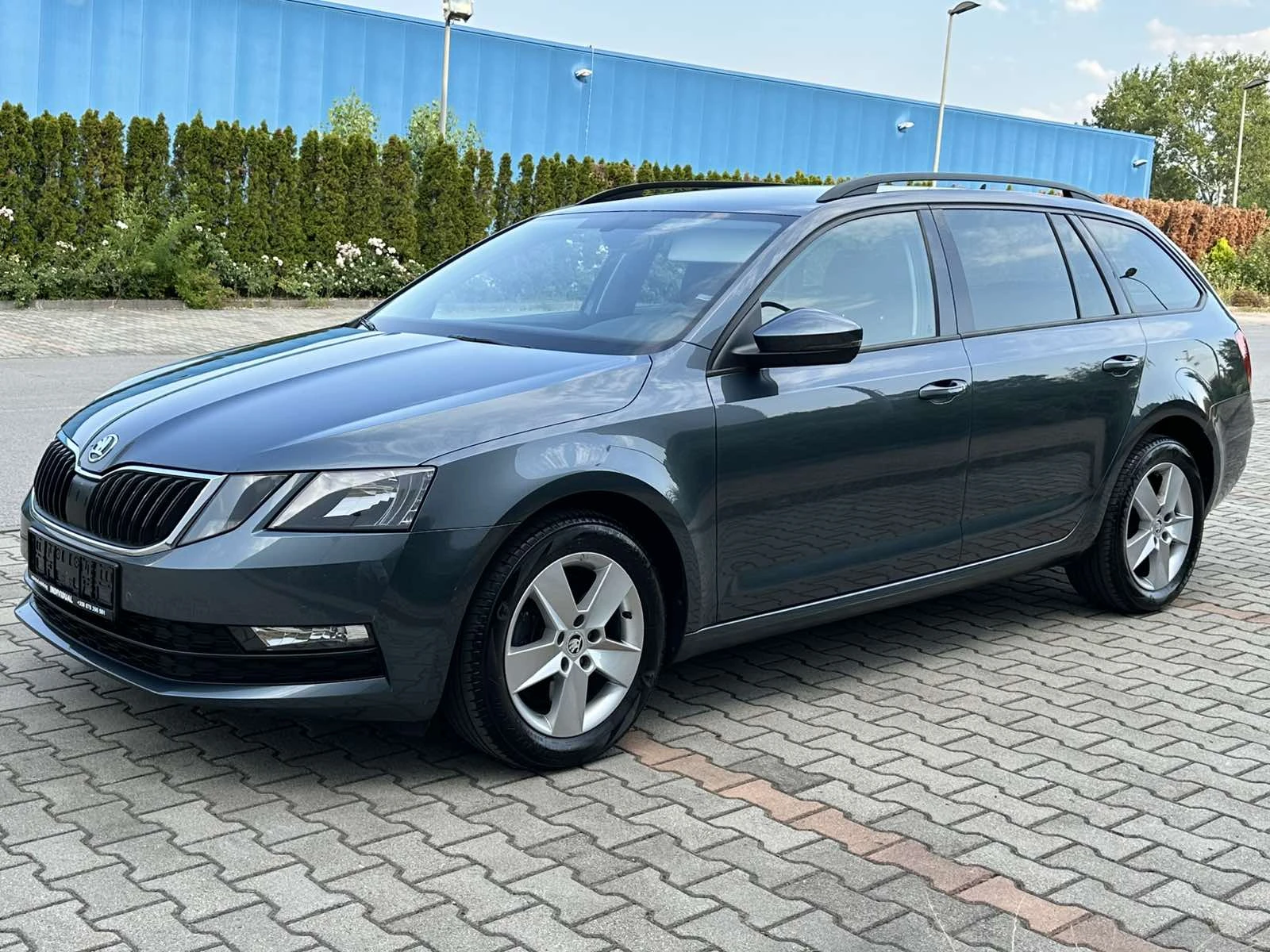 Skoda Octavia TDI/4x4/ DSG/ Швейцария - изображение 2