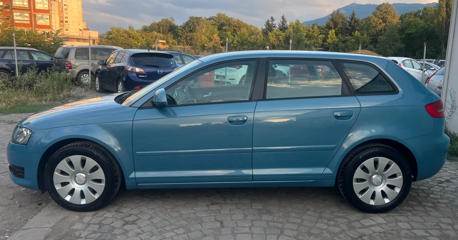 Audi A3 1.6i 102кс//АВТОМАТИК// - изображение 6