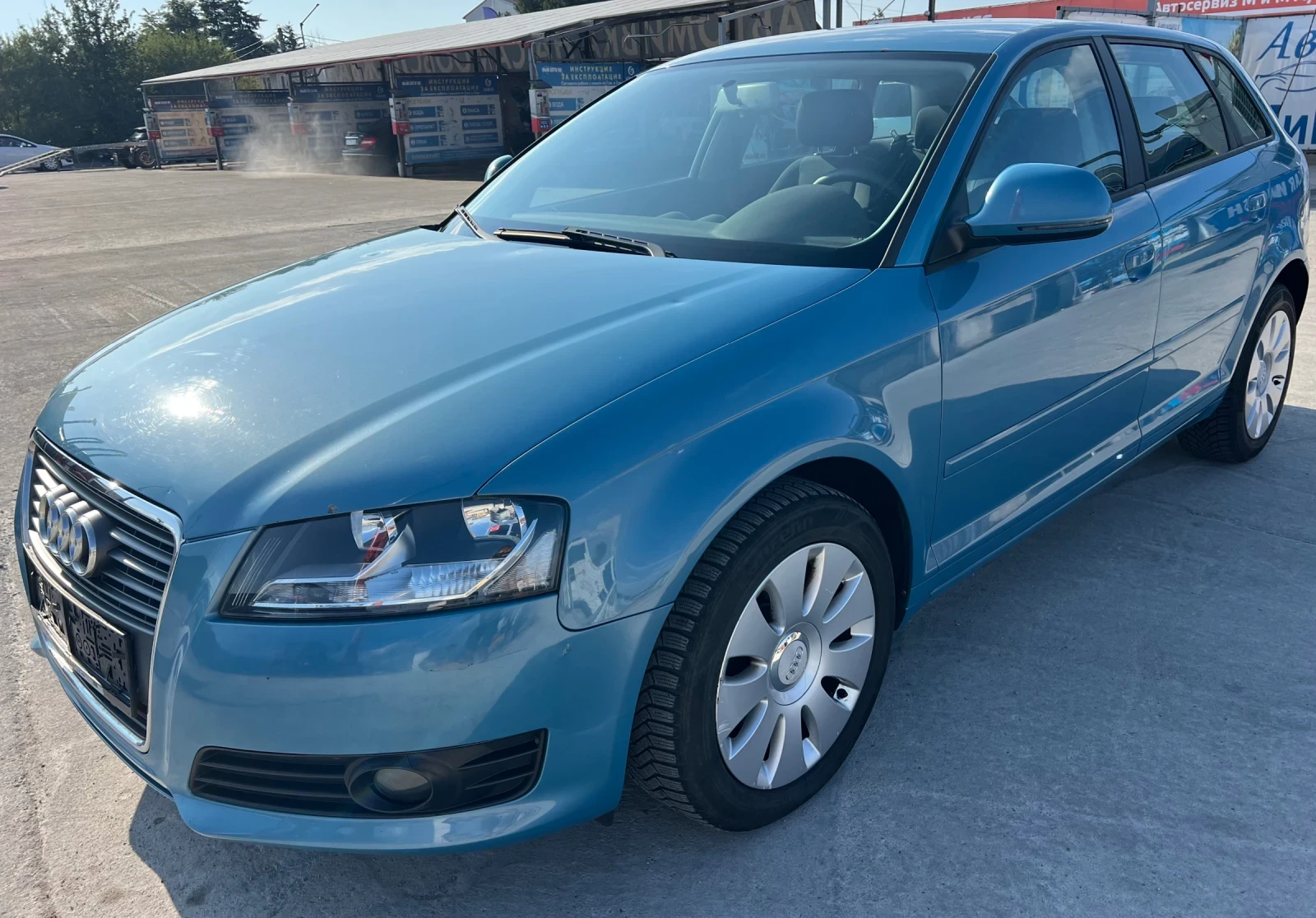 Audi A3 1.6i 102кс//АВТОМАТИК// - изображение 2
