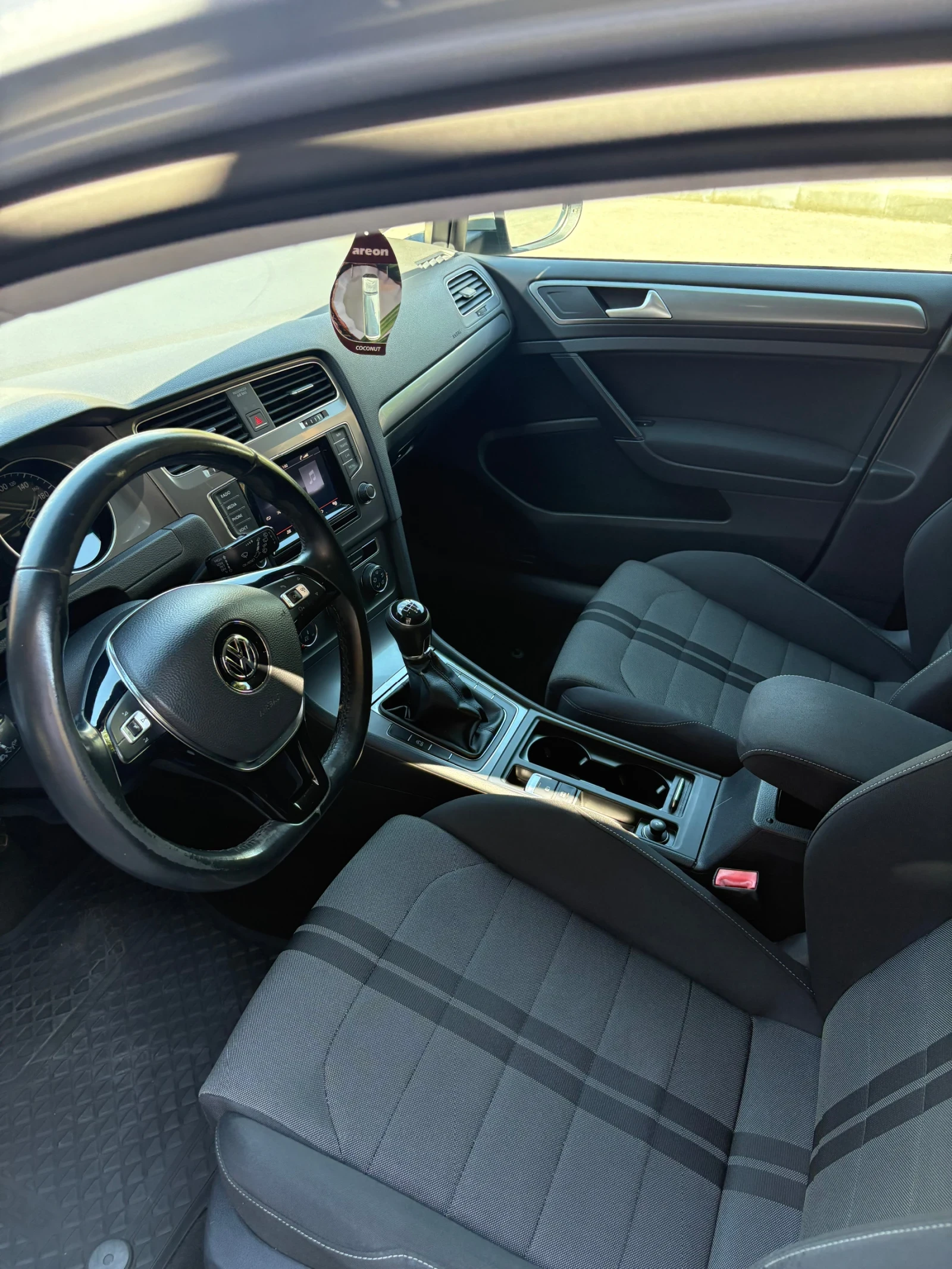 VW Golf 1.6ТDI - изображение 5