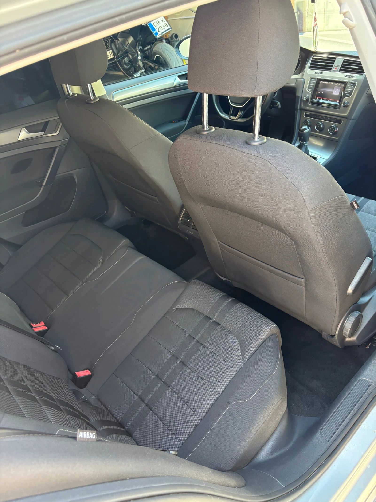 VW Golf 1.6ТDI - изображение 7