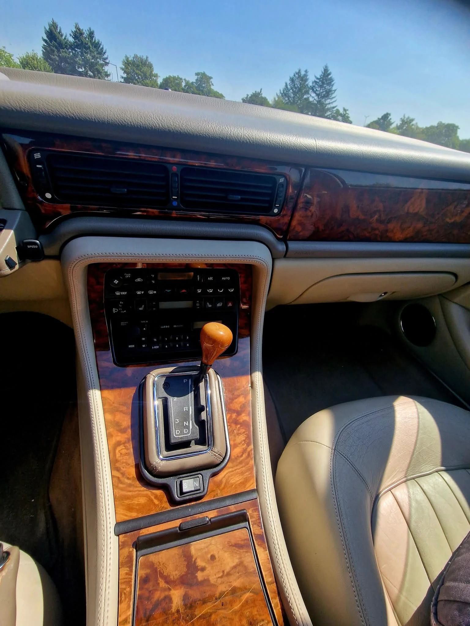 Jaguar Xj | Mobile.bg   15