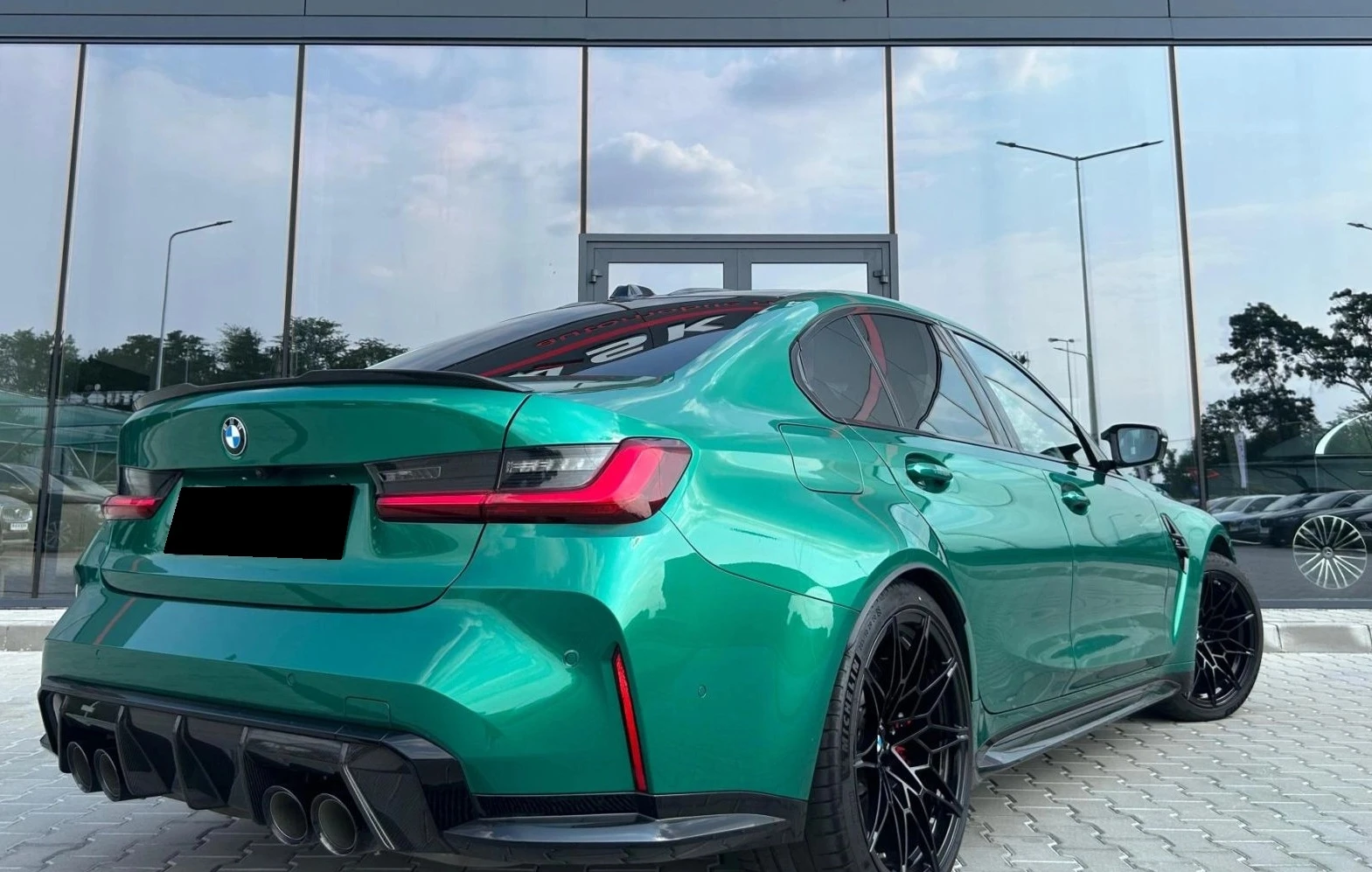 BMW M3 Competition xDrive - изображение 3