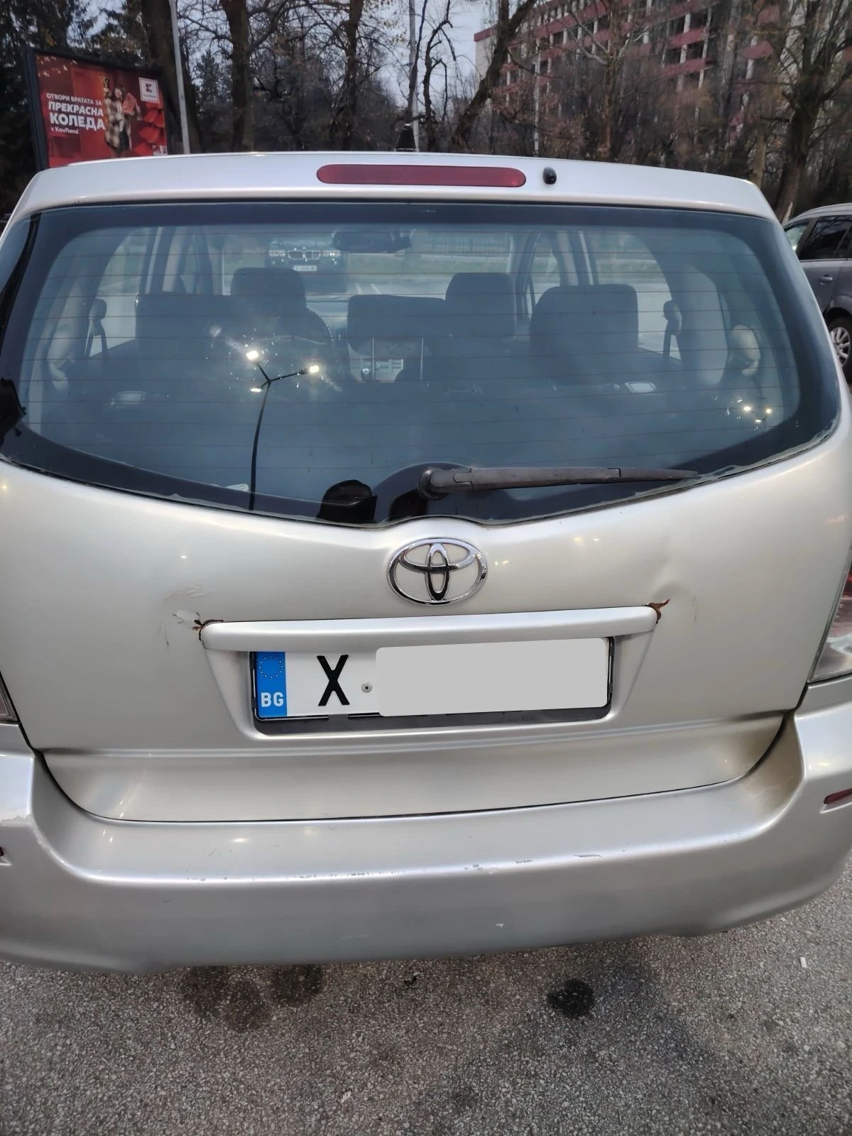 Toyota Avensis verso  - изображение 4