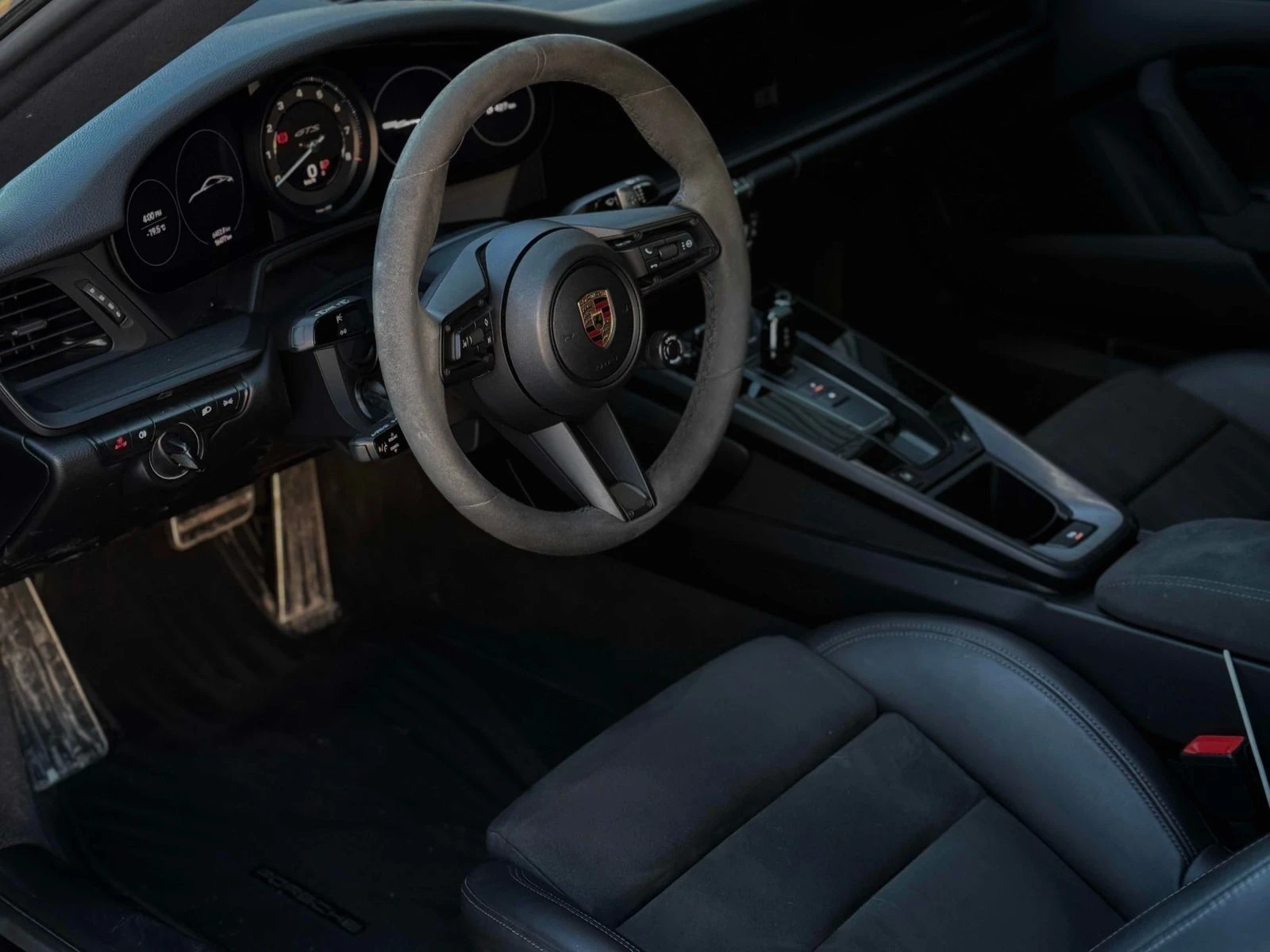 Porsche 911 Carrera 4 GTS Coupe CARFAX АВТО КРЕДИТ  - изображение 7