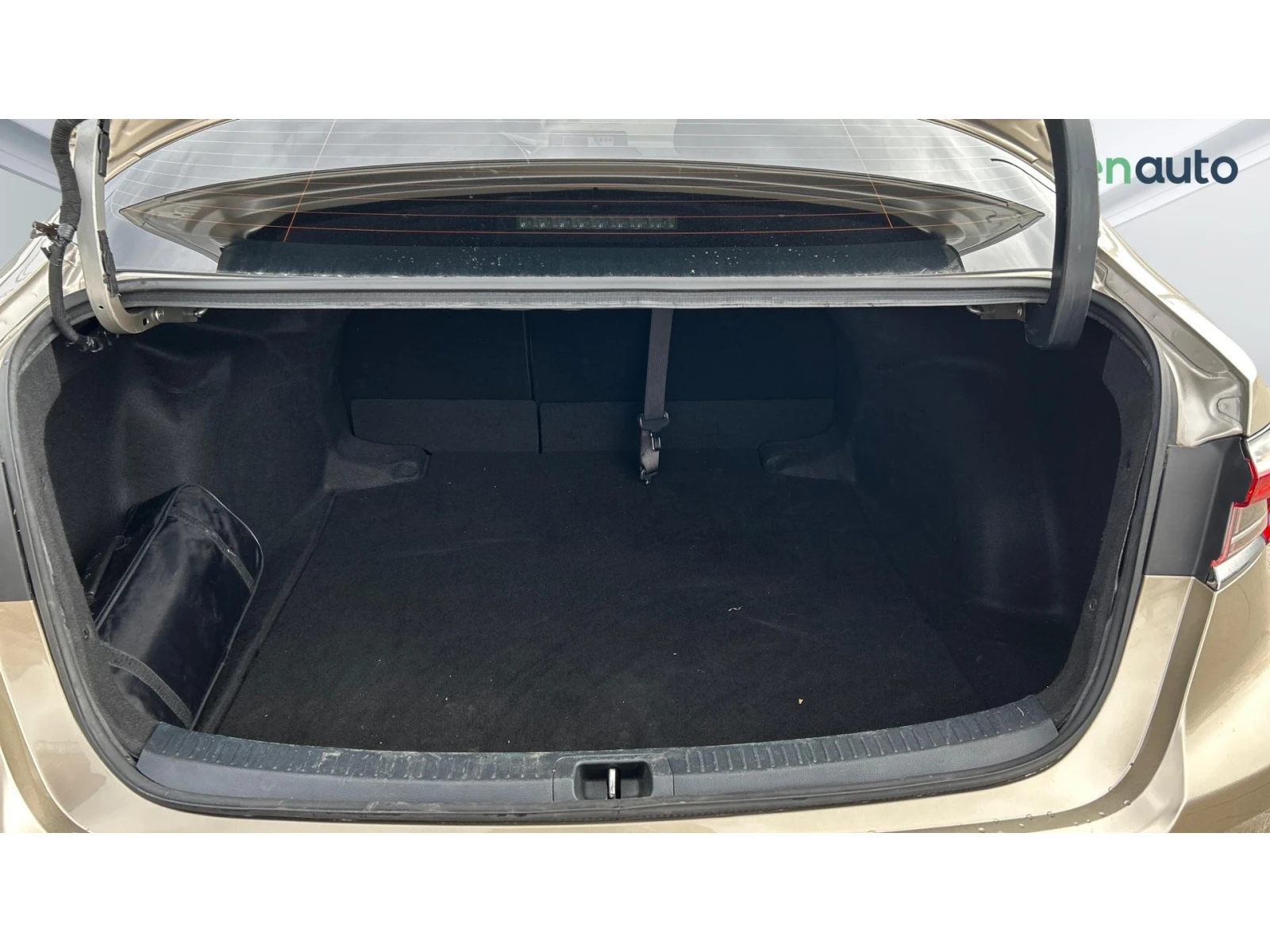 Toyota Corolla 1.5i M/T, Месечна вноска от 227  , снимка 16 - Автомобили и джипове - 54114418