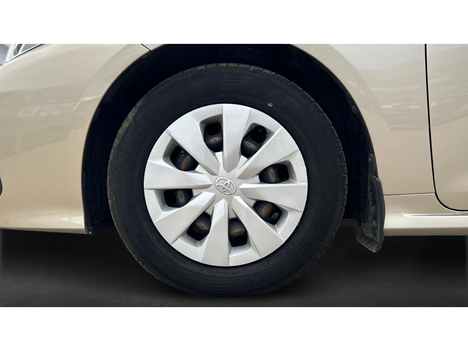 Toyota Corolla 1.5i M/T, Месечна вноска от 227  , снимка 17 - Автомобили и джипове - 54114418