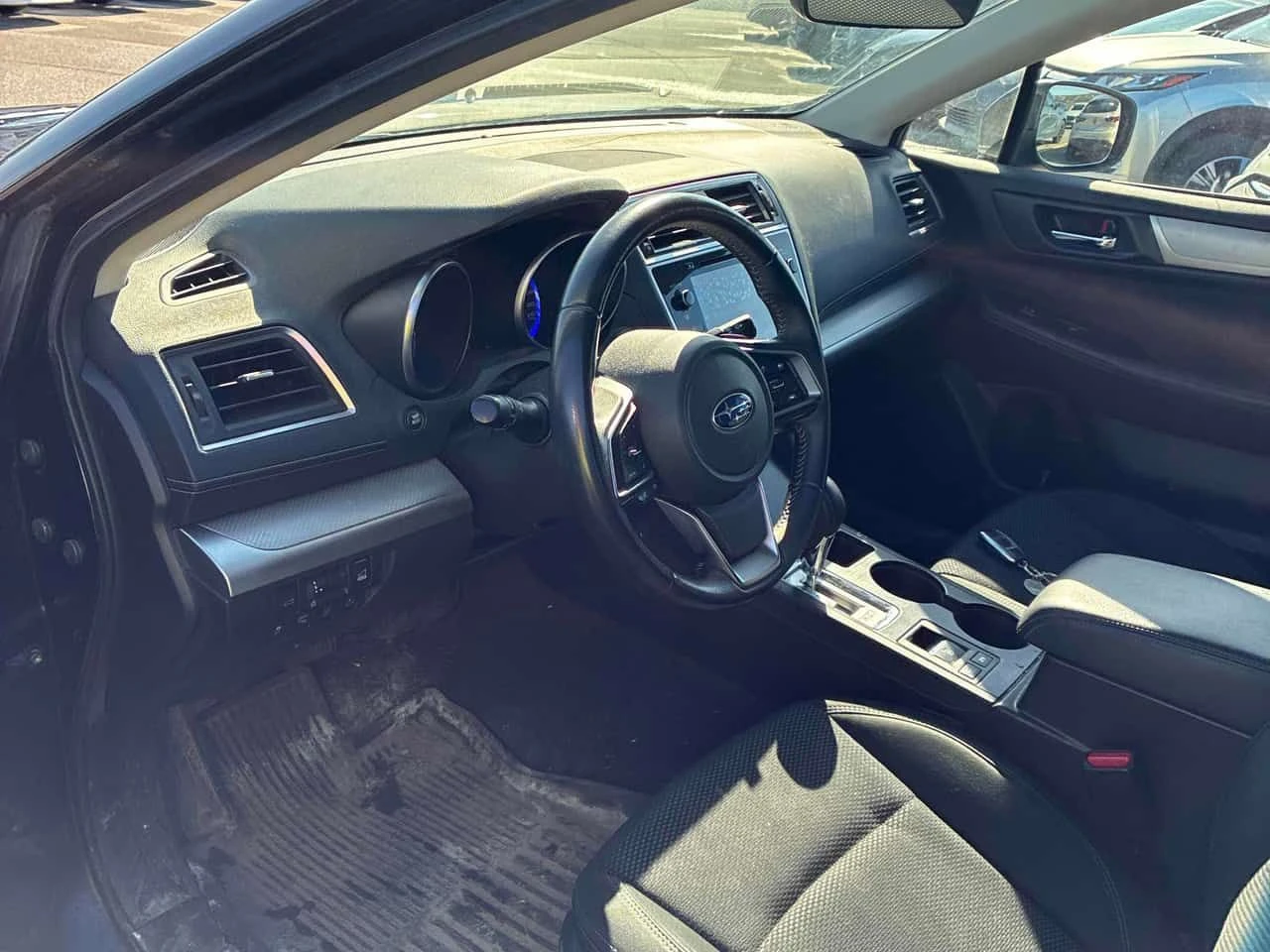 Subaru Outback * Touring * PANO* KEYLESS* ПОДГРЕВ* , снимка 5 - Автомобили и джипове - 54347025