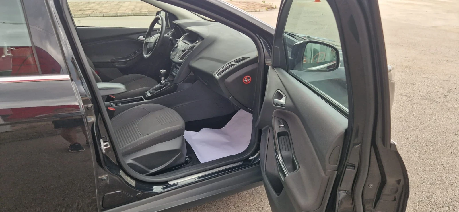 Ford Focus 1.6 TDCI 116к.с.2015г. , снимка 6 - Автомобили и джипове - 54808388