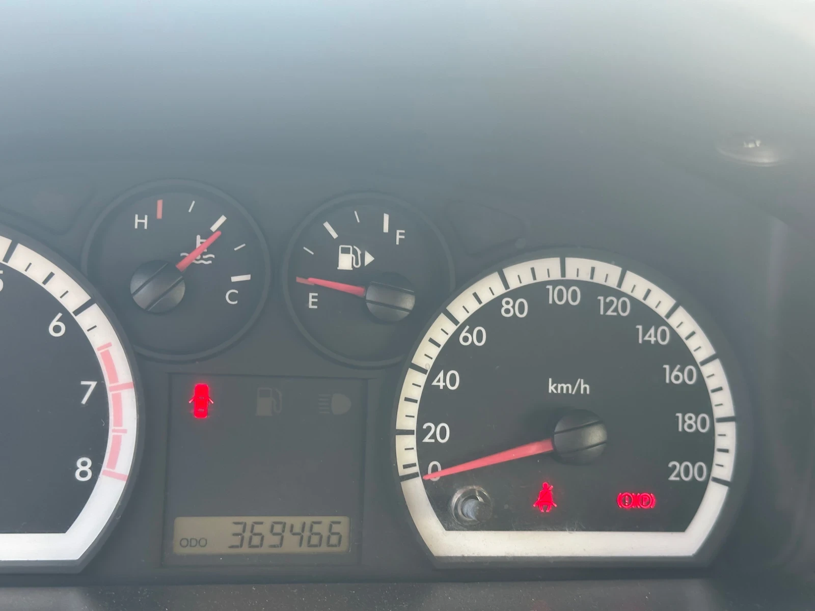 Chevrolet Aveo, снимка 2 - Автомобили и джипове - 55902029