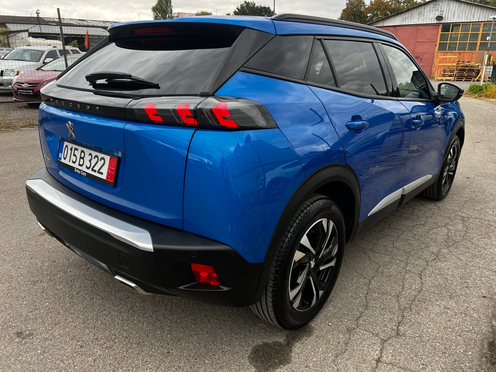 Peugeot 2008 23 година ALLURE FULL, снимка 6 - Автомобили и джипове - 56269794
