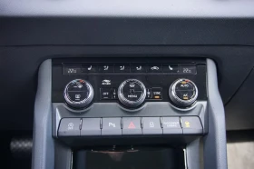 Skoda Karoq 1.5TSI/150HP/SELECT/DSG/AHK/CAM/NAVI/CPLAY/261q, снимка 11