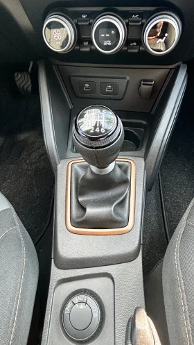 Dacia Duster 1.5 Blue dCi 4x4 2024 година, снимка 11