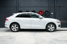 Audi Q8 55 TFSI CARFAX НАЛИЧЕН | 2019 | 106 993 км, снимка 2