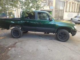 Toyota Hilux Пикап, снимка 3