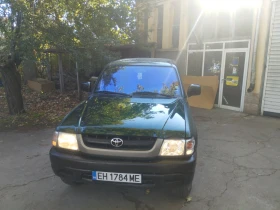 Toyota Hilux Пикап, снимка 1