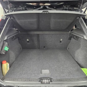 Volvo XC40, снимка 8