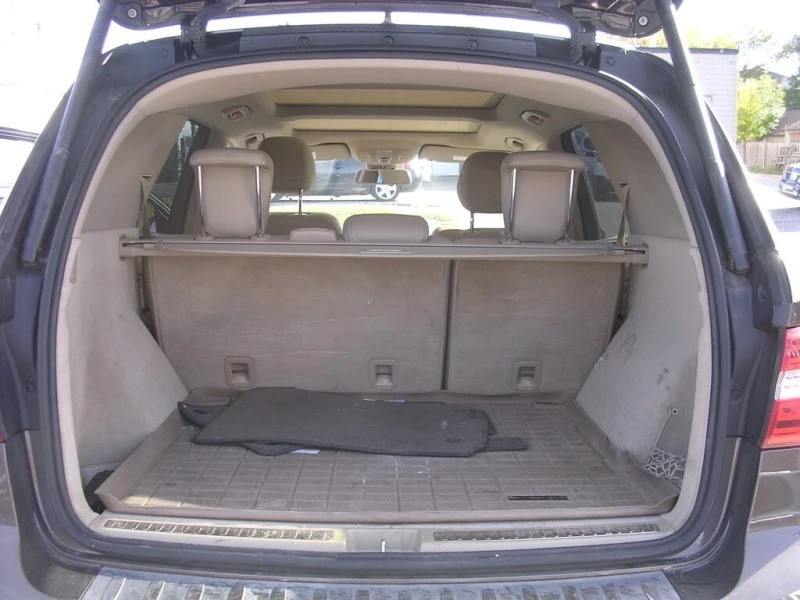 Mercedes-Benz ML * 4MATIC 4dr 350 BlueTEC NEW TIRES NEW BRAKES * CA, снимка 10 - Автомобили и джипове - 52929798