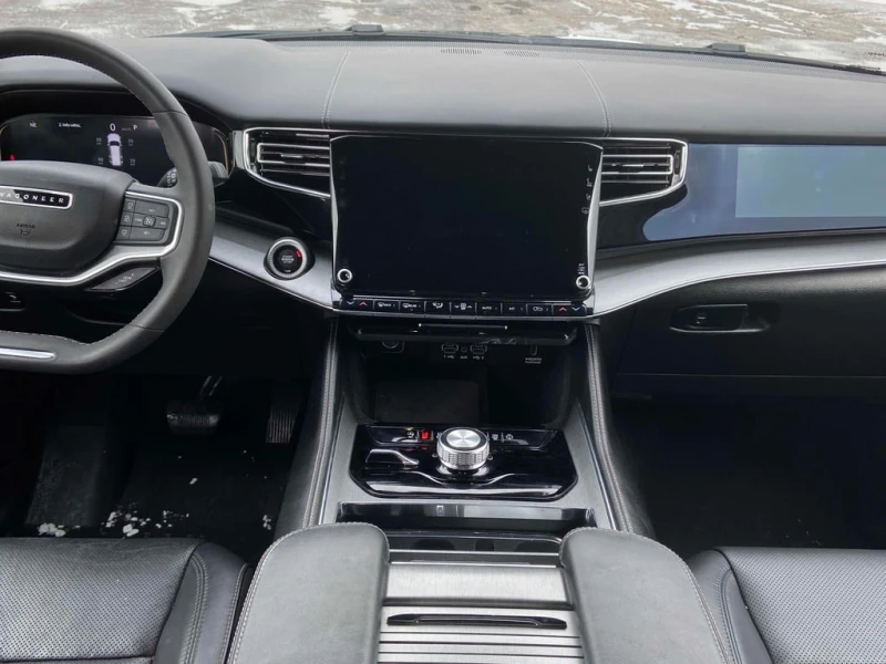 Jeep Grand Wagoneer * Series II Carbide * CARFAX * ЦЕНА ДО БГ, снимка 9 - Автомобили и джипове - 53469522