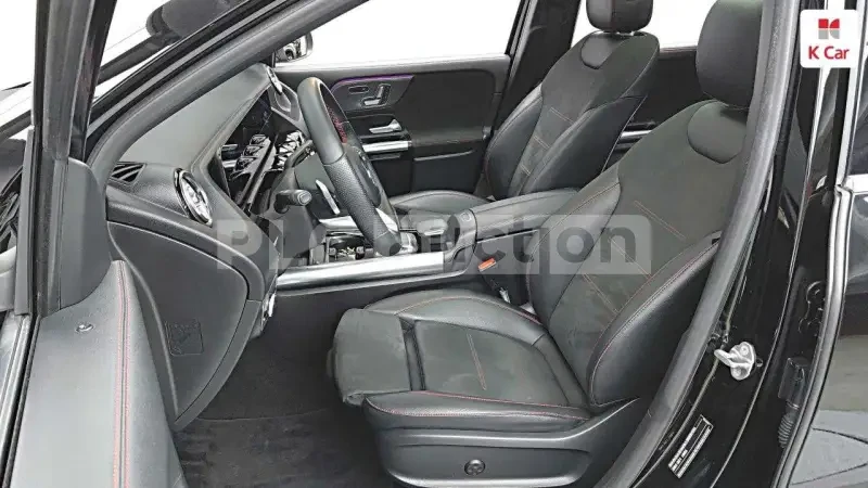 Mercedes-Benz GLA 250 4matic| DISTRONIC| КАМЕРА| ПОДГРЕВ| ВКЛ. ТЕХНОТЕСТ, снимка 13 - Автомобили и джипове - 54478722