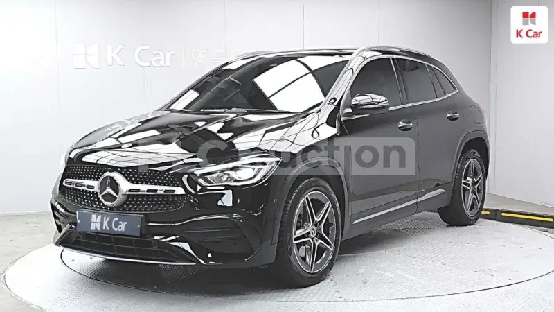 Mercedes-Benz GLA 250 4matic| DISTRONIC| КАМЕРА| ПОДГРЕВ| ВКЛ. ТЕХНОТЕСТ