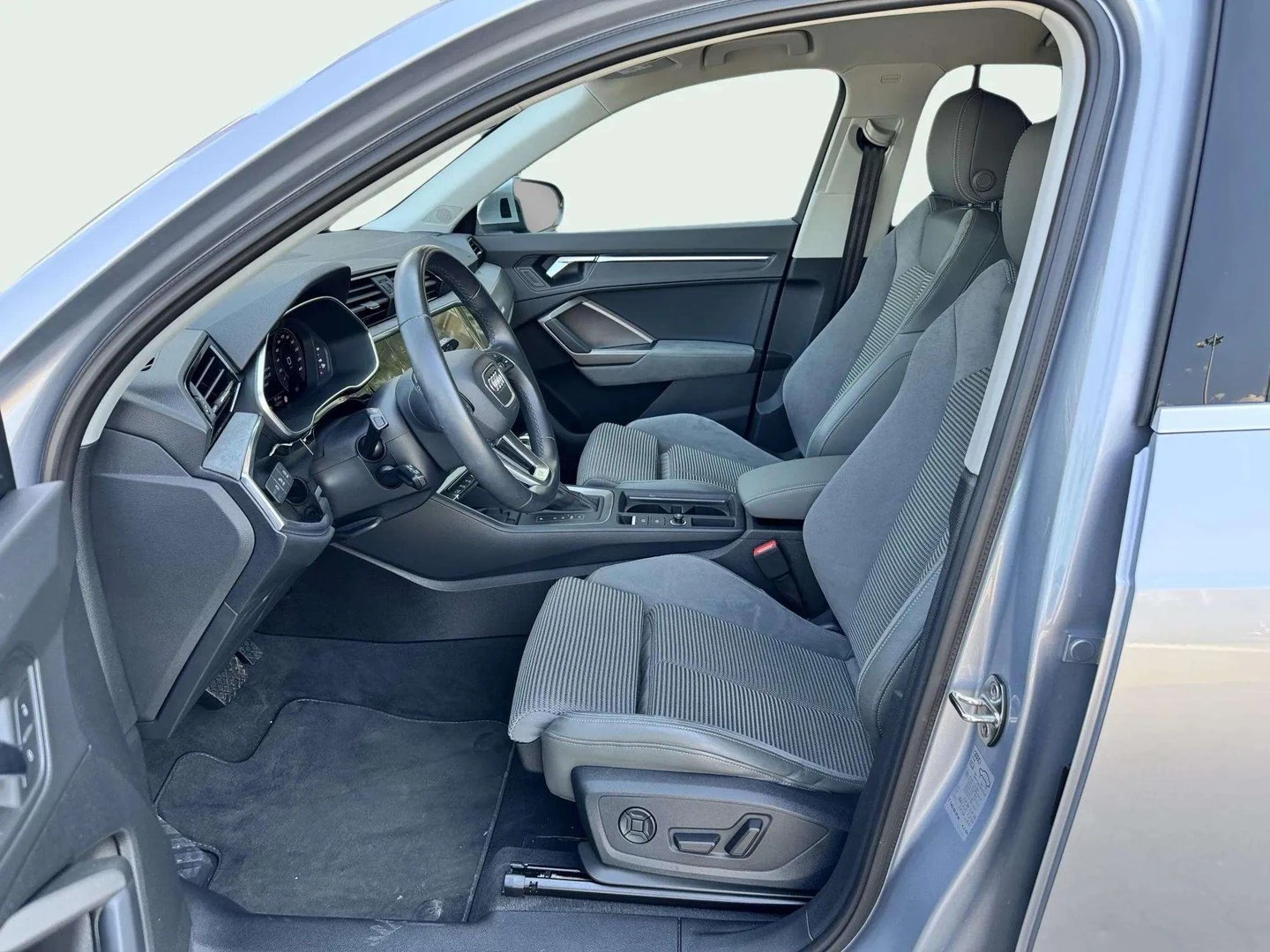 Audi Q3 Advanced 35 TDI quattro - изображение 6