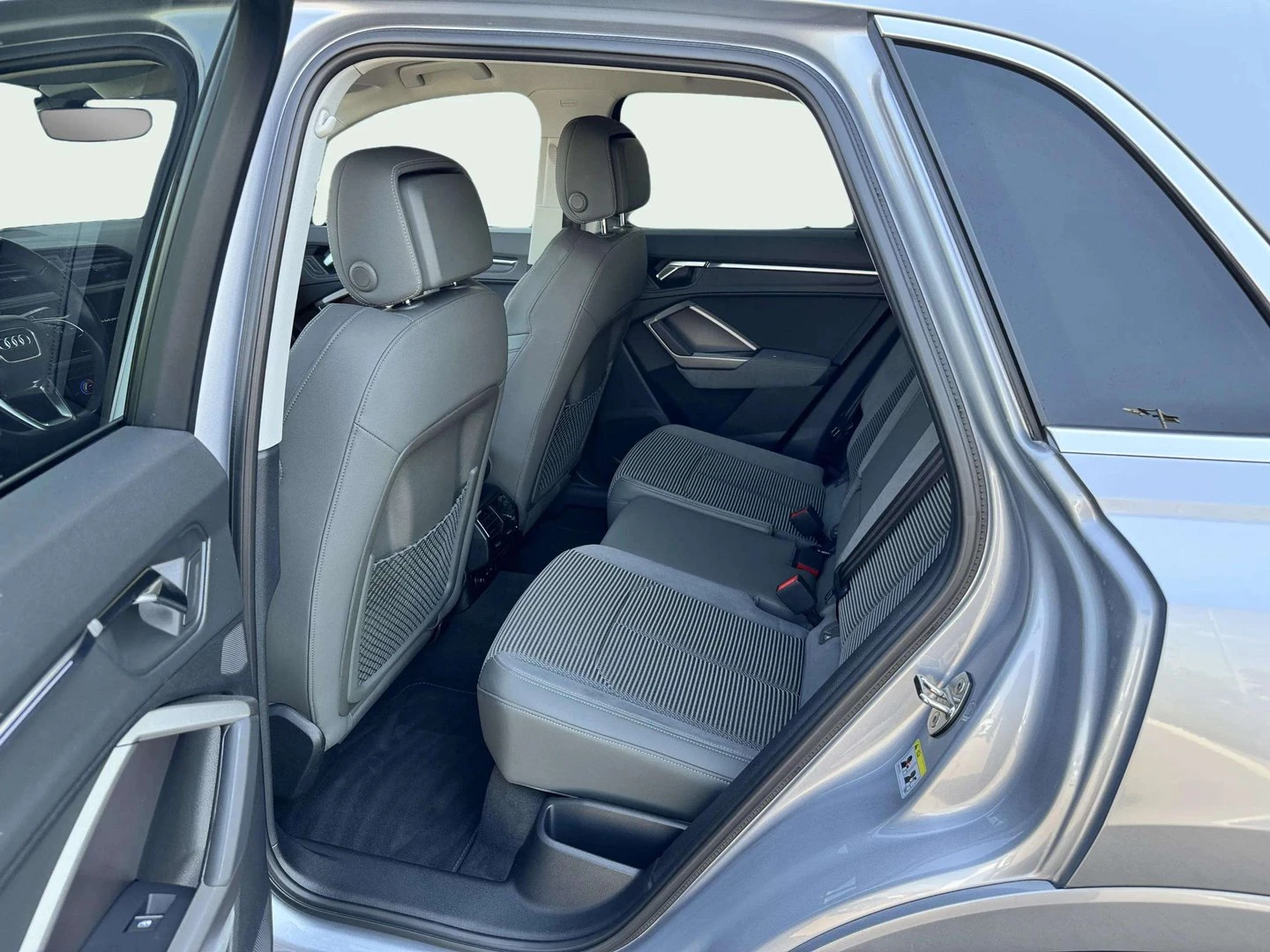 Audi Q3 Advanced 35 TDI quattro - изображение 8