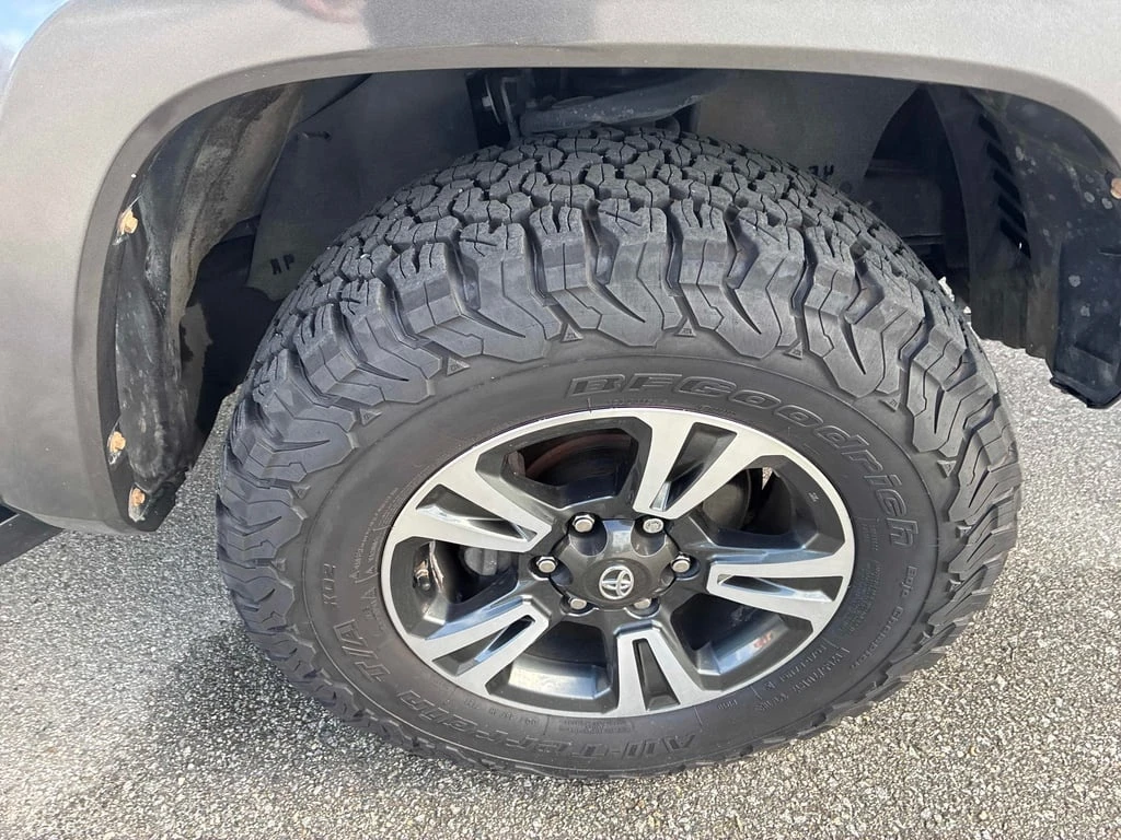 Toyota Tacoma * SR5 * CARFAX * БЕЗ ПЪРВОНАЧАЛНА ВНОСКА - изображение 8