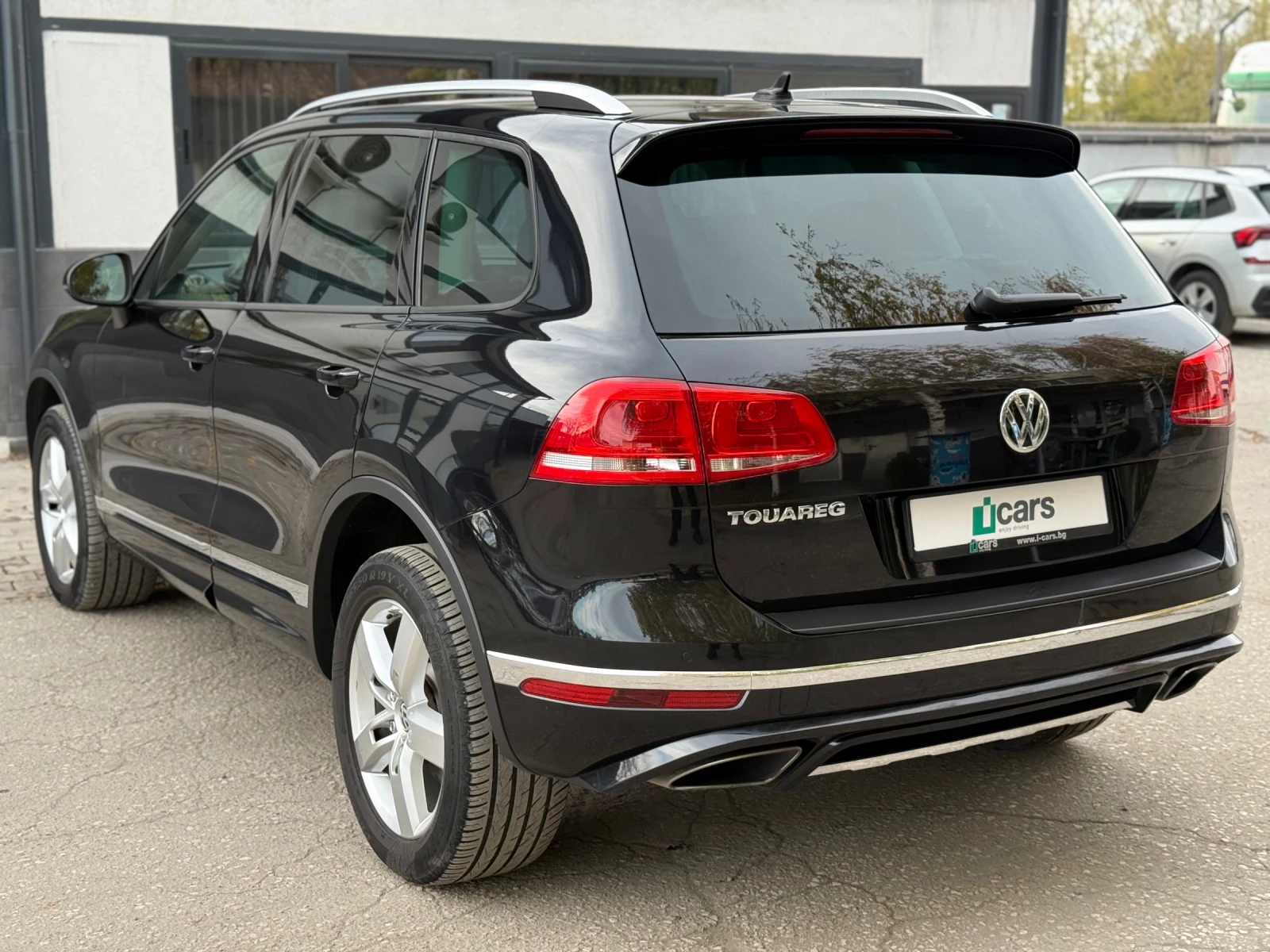 VW Touareg N1 - изображение 6