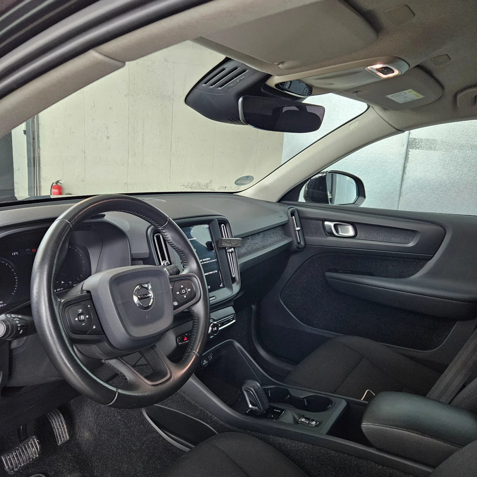 Volvo XC40  - изображение 6