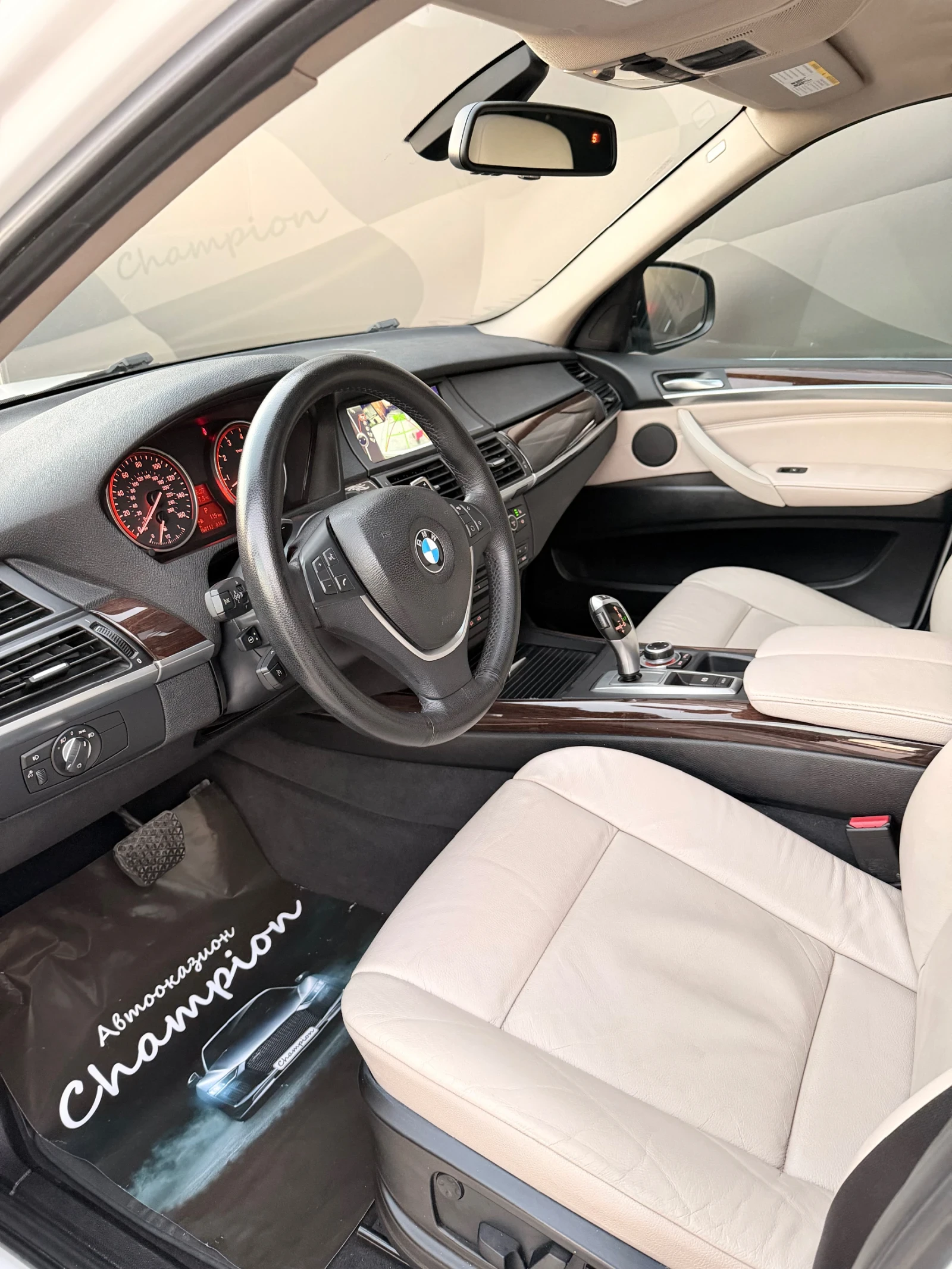 BMW X5  - изображение 9