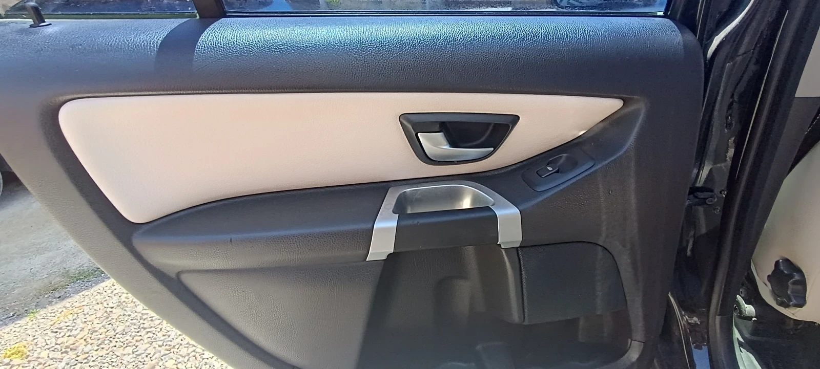 Volvo Xc90 D5, снимка 10 - Автомобили и джипове - 54642352