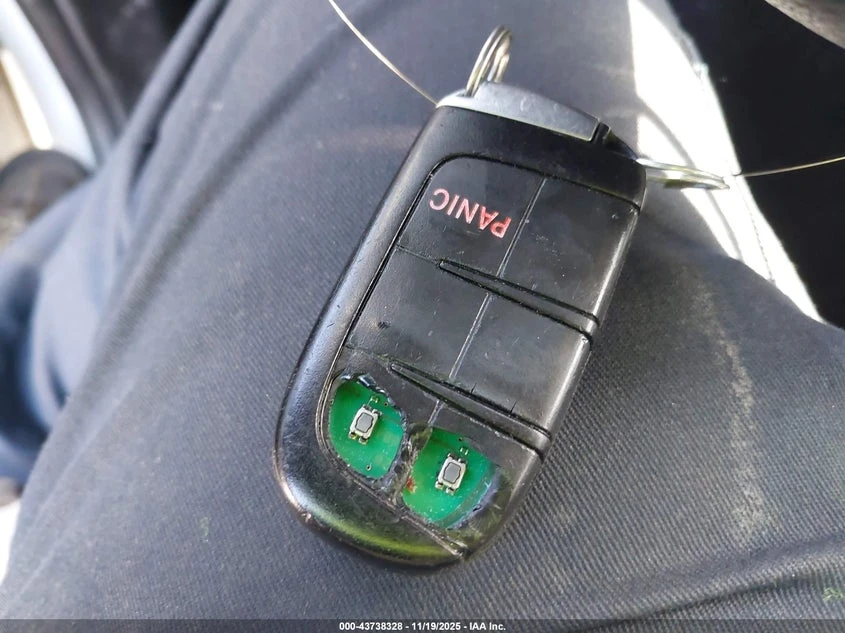 Dodge Durango 3.6L V-6 DOHC, VVT, 290HP 4X2 Drive | Mobile.bg � ����������� 11