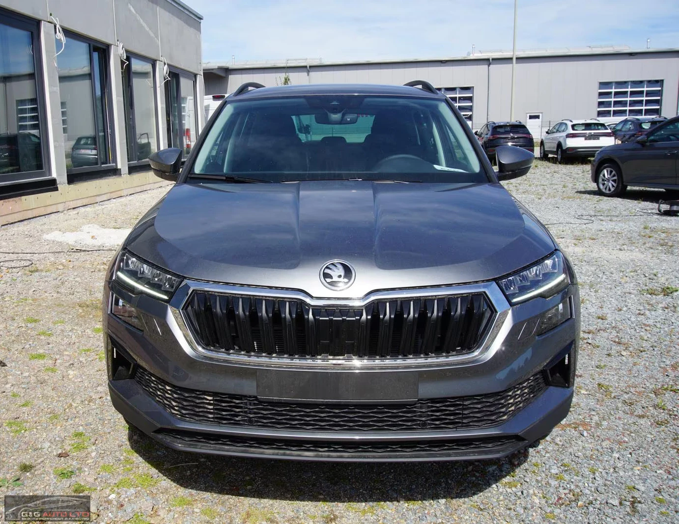 Skoda Karoq 1.5TSI/150HP/SELECT/DSG/AHK/CAM/NAVI/CPLAY/261q, снимка 2 - Автомобили и джипове - 54429145