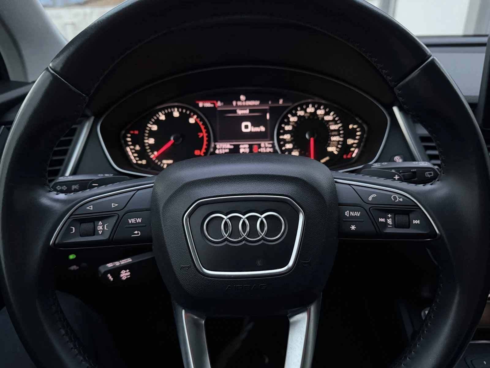 Audi Q5 Premium, снимка 5 - Автомобили и джипове - 54512495