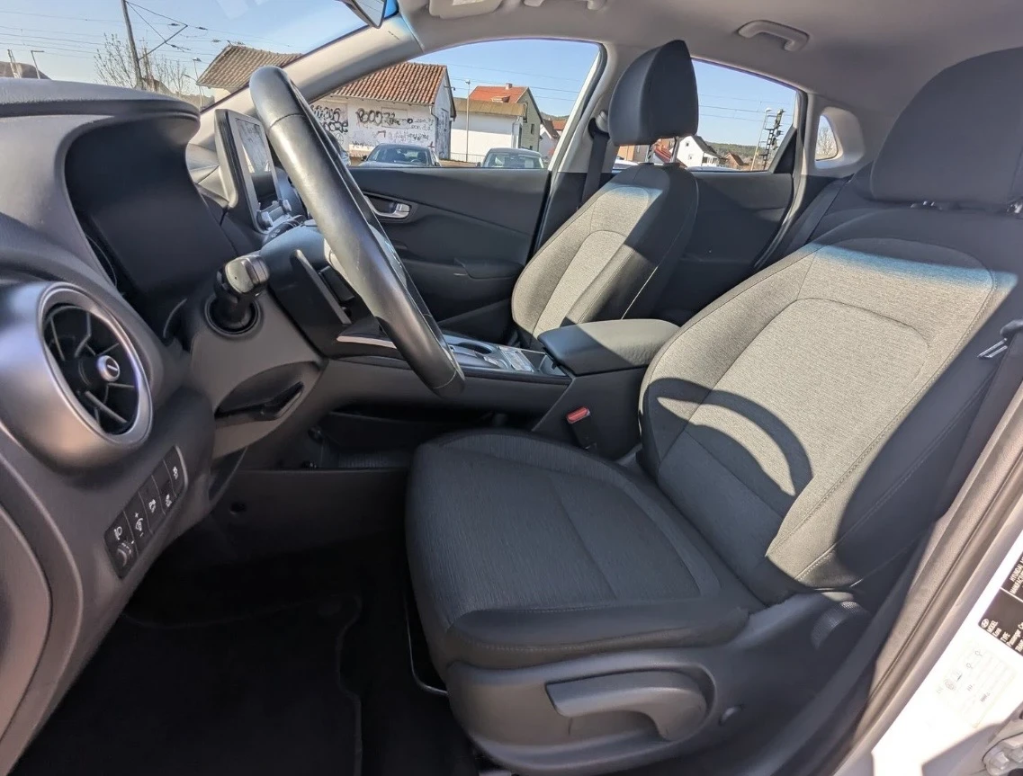 Hyundai Kona 42kw ГАРАНЦИОННА!, снимка 10 - Автомобили и джипове - 54680531