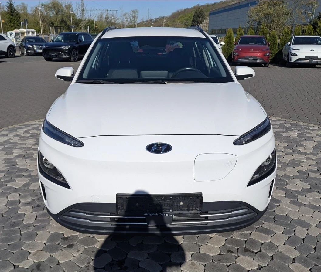 Hyundai Kona 42kw ГАРАНЦИОННА!, снимка 2 - Автомобили и джипове - 54680531