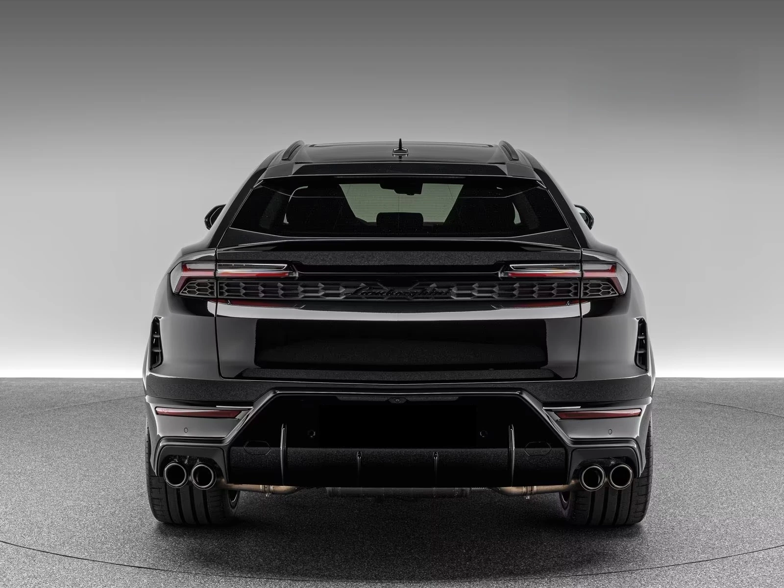 Lamborghini Urus SE PLUG-IN HYBRID KERAMIK , снимка 4 - Автомобили и джипове - 54945655