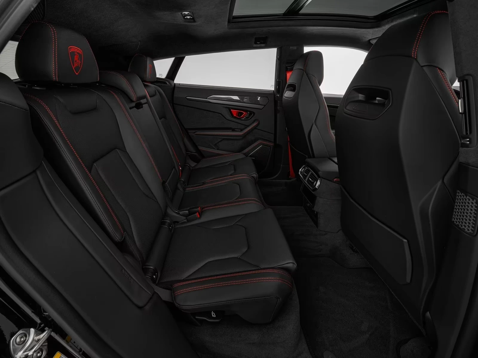 Lamborghini Urus SE PLUG-IN HYBRID KERAMIK , снимка 11 - Автомобили и джипове - 54945655