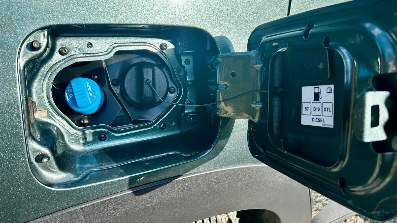Dacia Duster, снимка 8 - Автомобили и джипове - 55302261