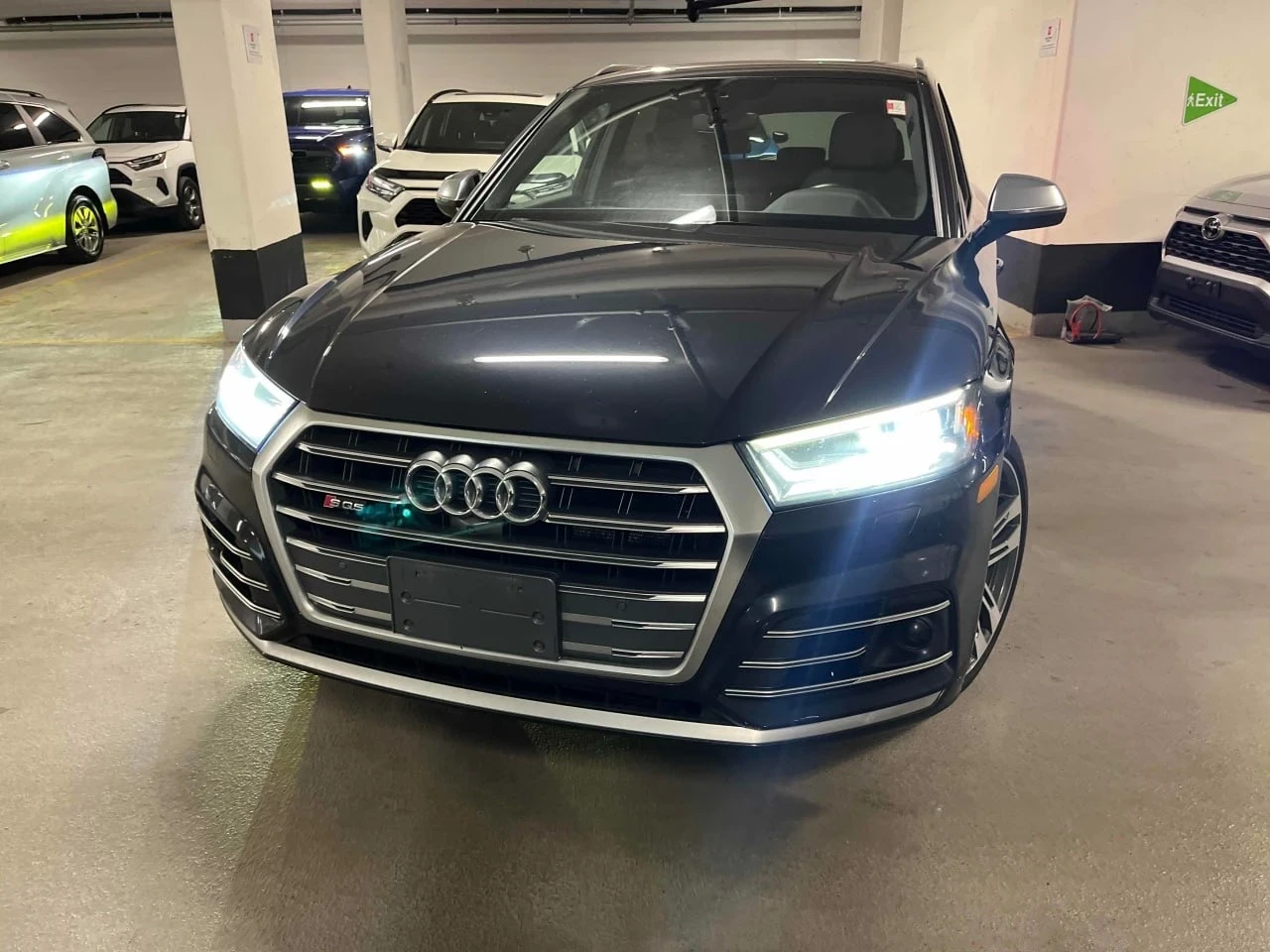 Audi SQ5 TECHNIK* DIS* DIGITAL* MATRIX* ТЪРГ, снимка 2 - Автомобили и джипове - 55410572