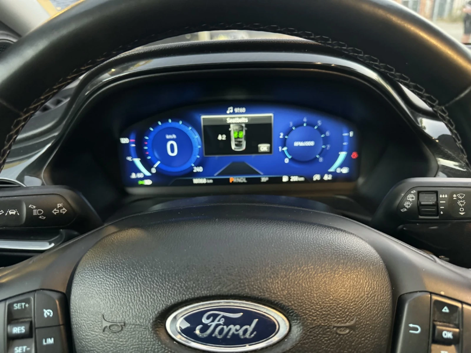 Ford Kuga 1.0 hybrid virtual , снимка 11 - Автомобили и джипове - 55868008