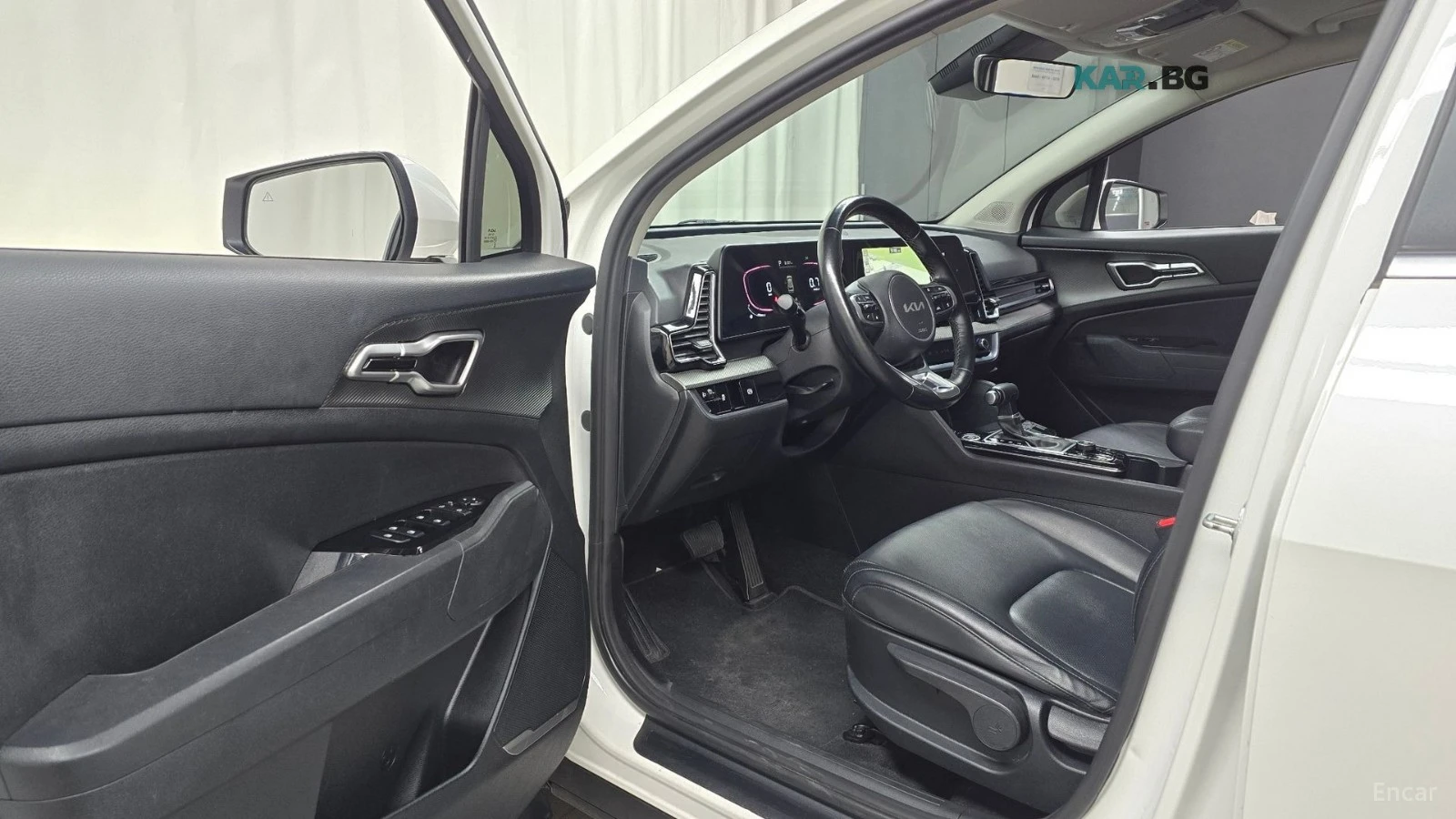 Kia Sportage TRENDY* DISTRONIC* ПОДГРЕВ* КАМЕРА* KEYLESS* , снимка 8 - Автомобили и джипове - 55898387