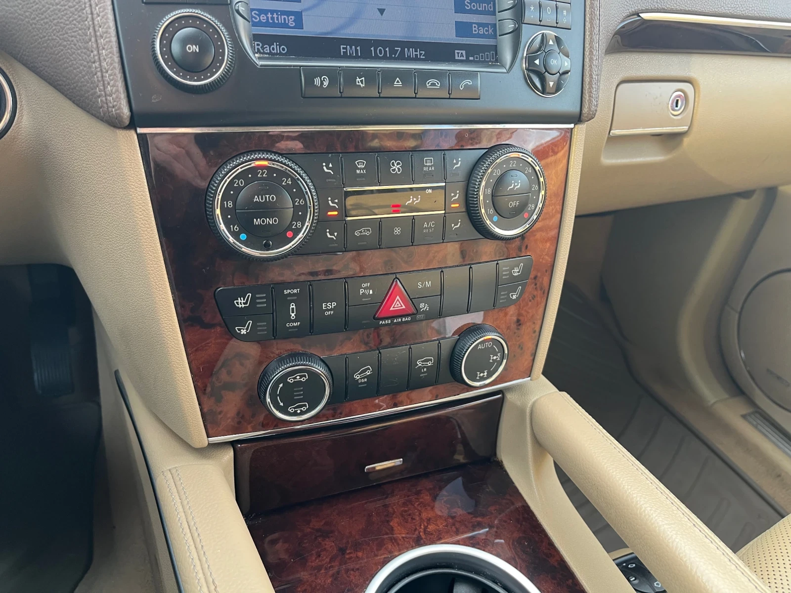 Mercedes-Benz GL 420, снимка 9 - Автомобили и джипове - 56220851